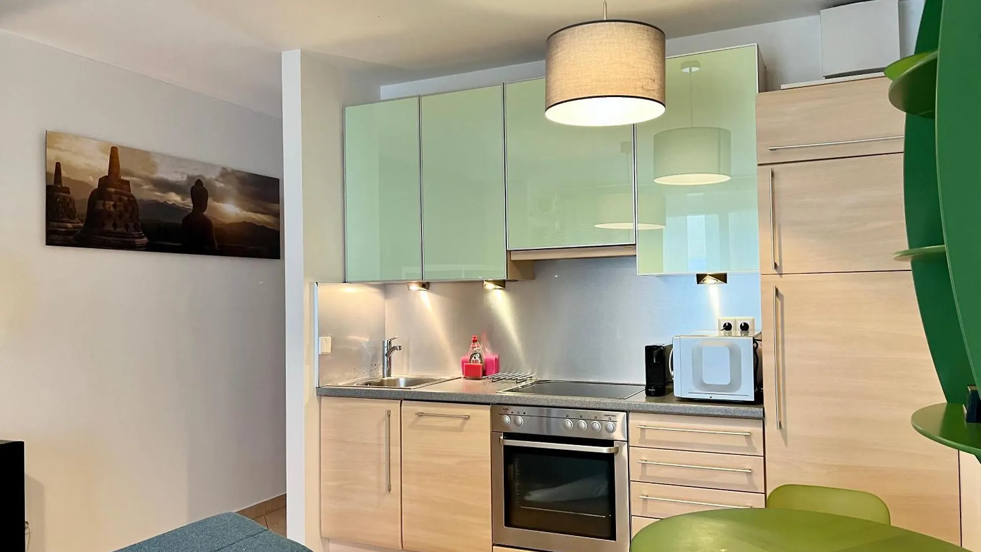 Feels-Like-Home Apt @ Praterstern Viena